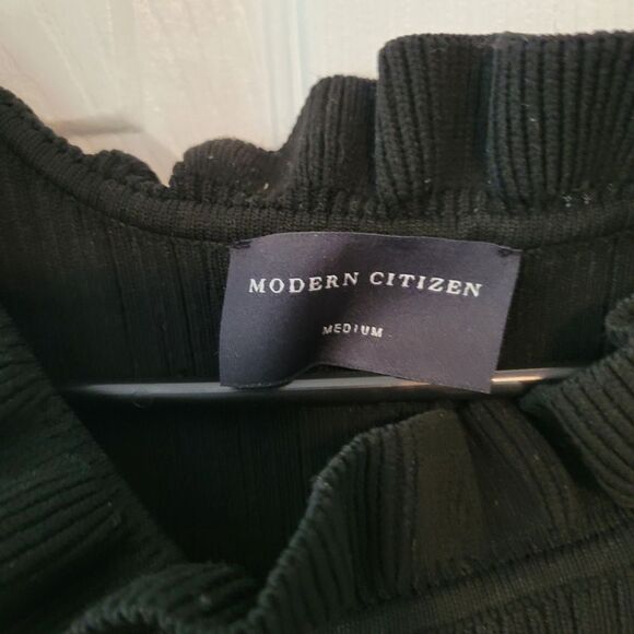 Modern Citizen Madelyn Ruffle Trim Midi Dress in Black Size Medium - Picture 4 of 5